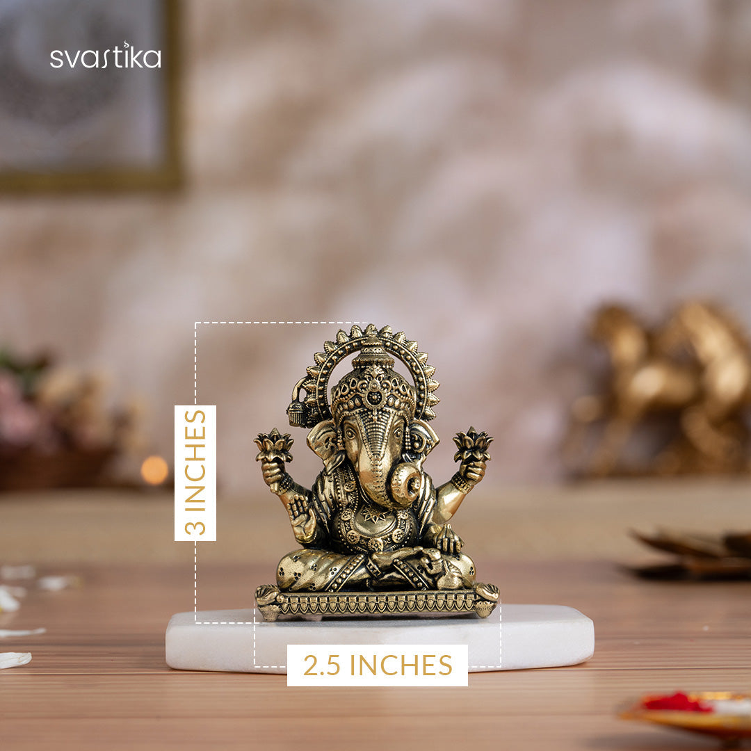 Brass Dagdusheth Ganpati Murti (3 Inch)